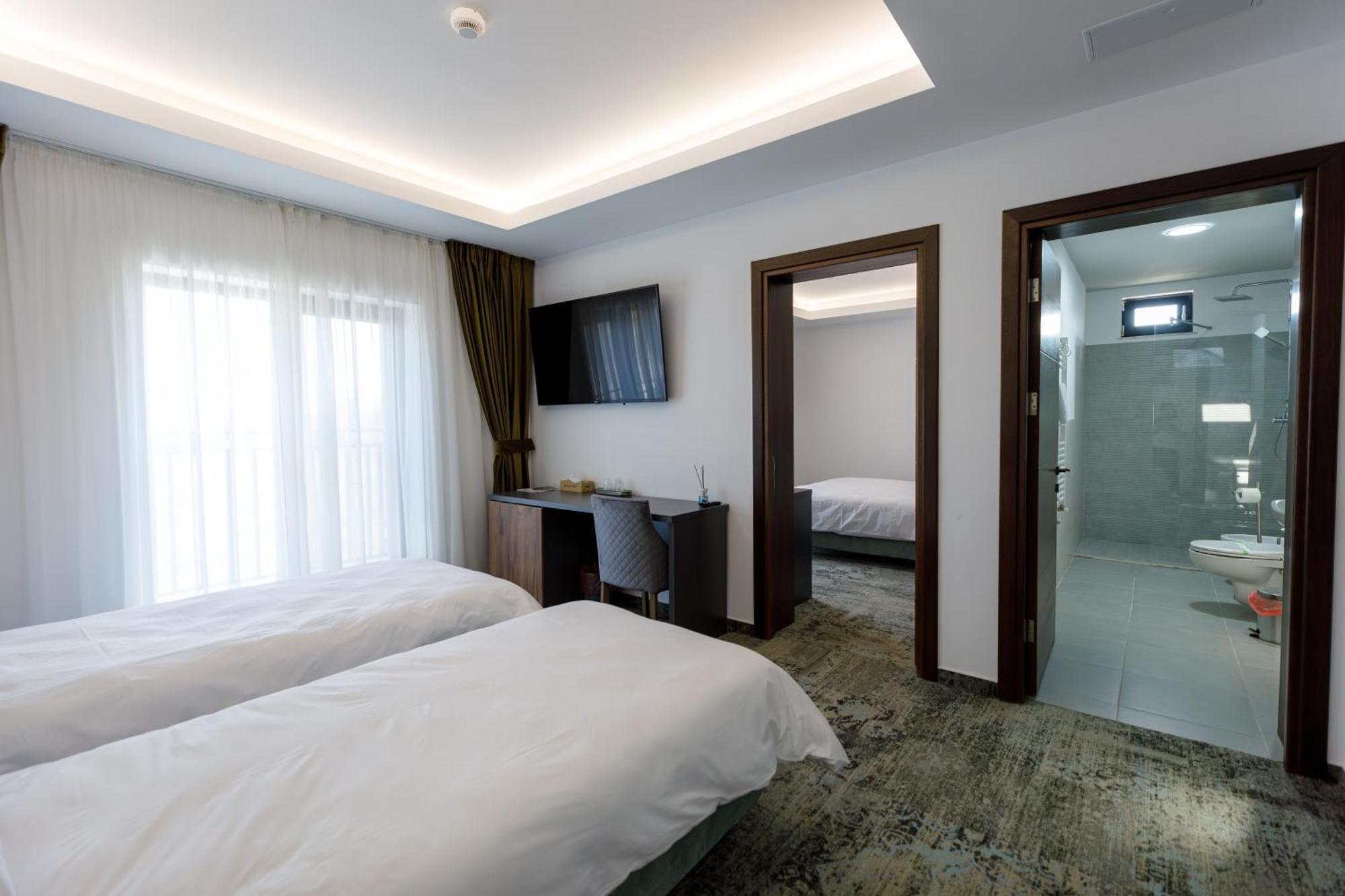 River Place Piteşti Exterior foto